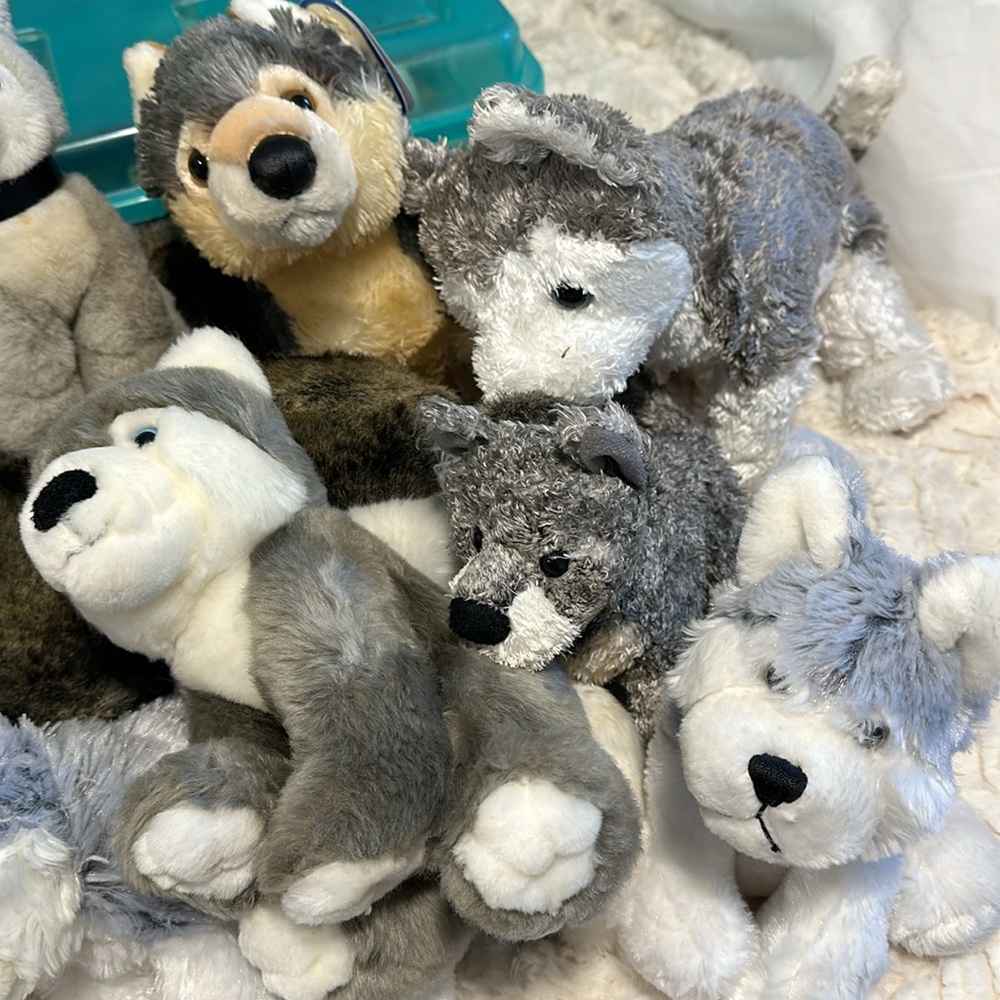Husky Collection - Picture 2 of 5